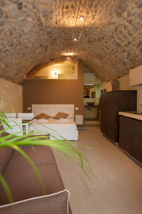 La Bellavita Del Garda Luxury Apartments San Felice del Benaco Exterior photo